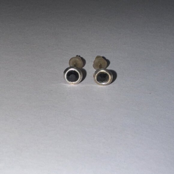 5 Mm Round Black Cz And Sterling Post Earrings - Picture 4 of 14